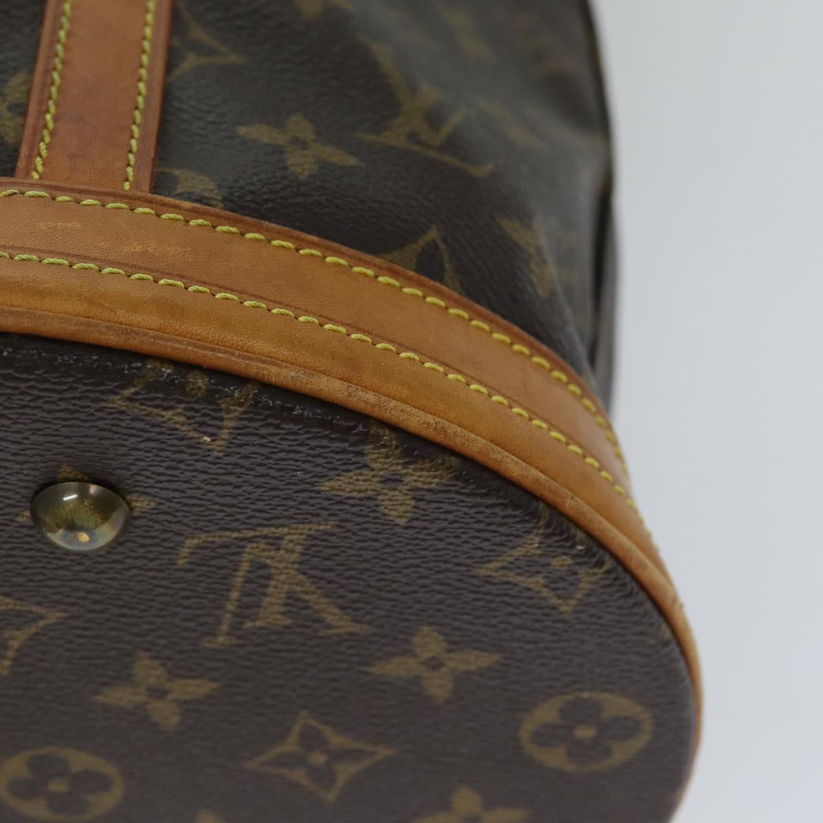 LOUIS VUITTON Monogram Bucket GM Shoulder Bag M42236 LV Auth 76555