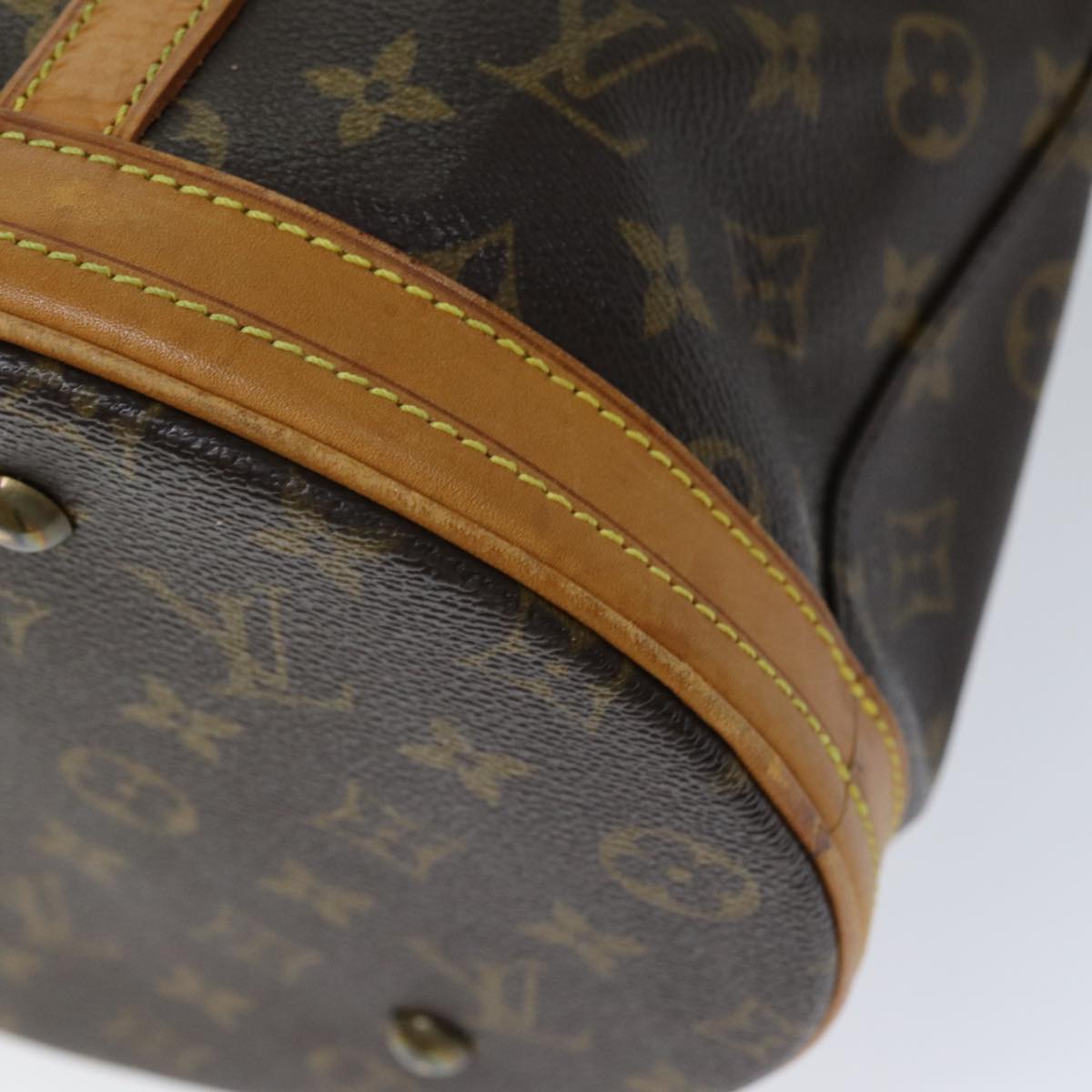 LOUIS VUITTON Monogram Bucket GM Shoulder Bag M42236 LV Auth 76555