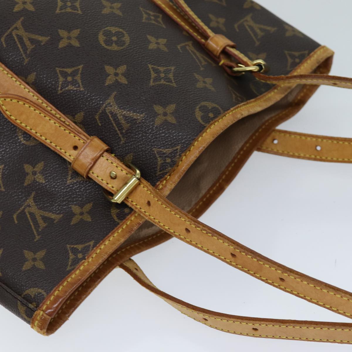 LOUIS VUITTON Monogram Bucket GM Shoulder Bag M42236 LV Auth 76556