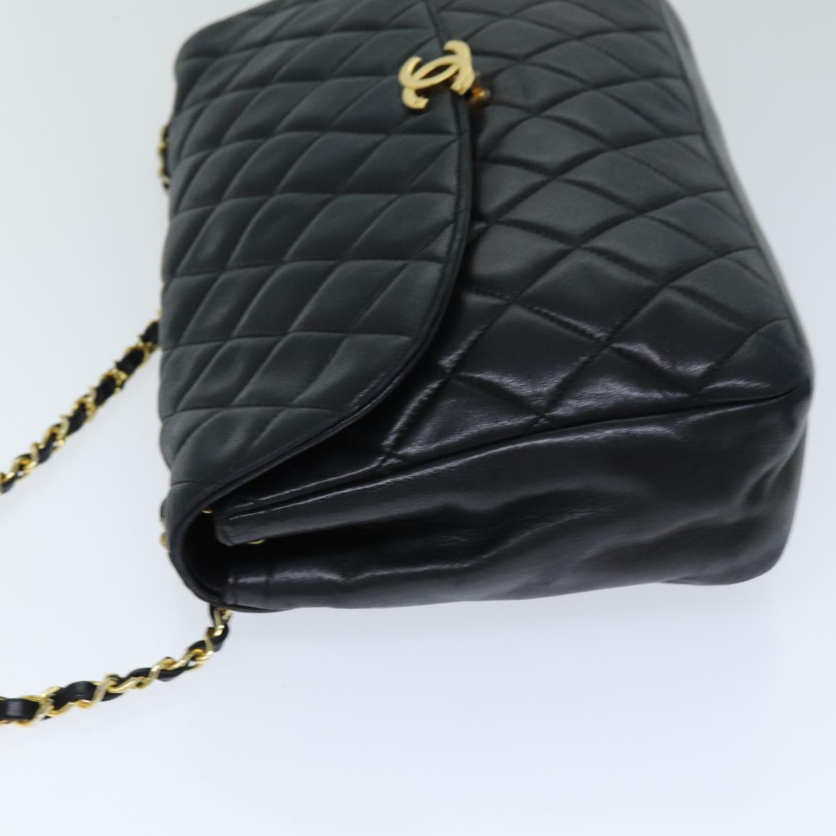 CHANEL Matelasse Chain Shoulder Bag Lamb Skin Black CC Auth 76568