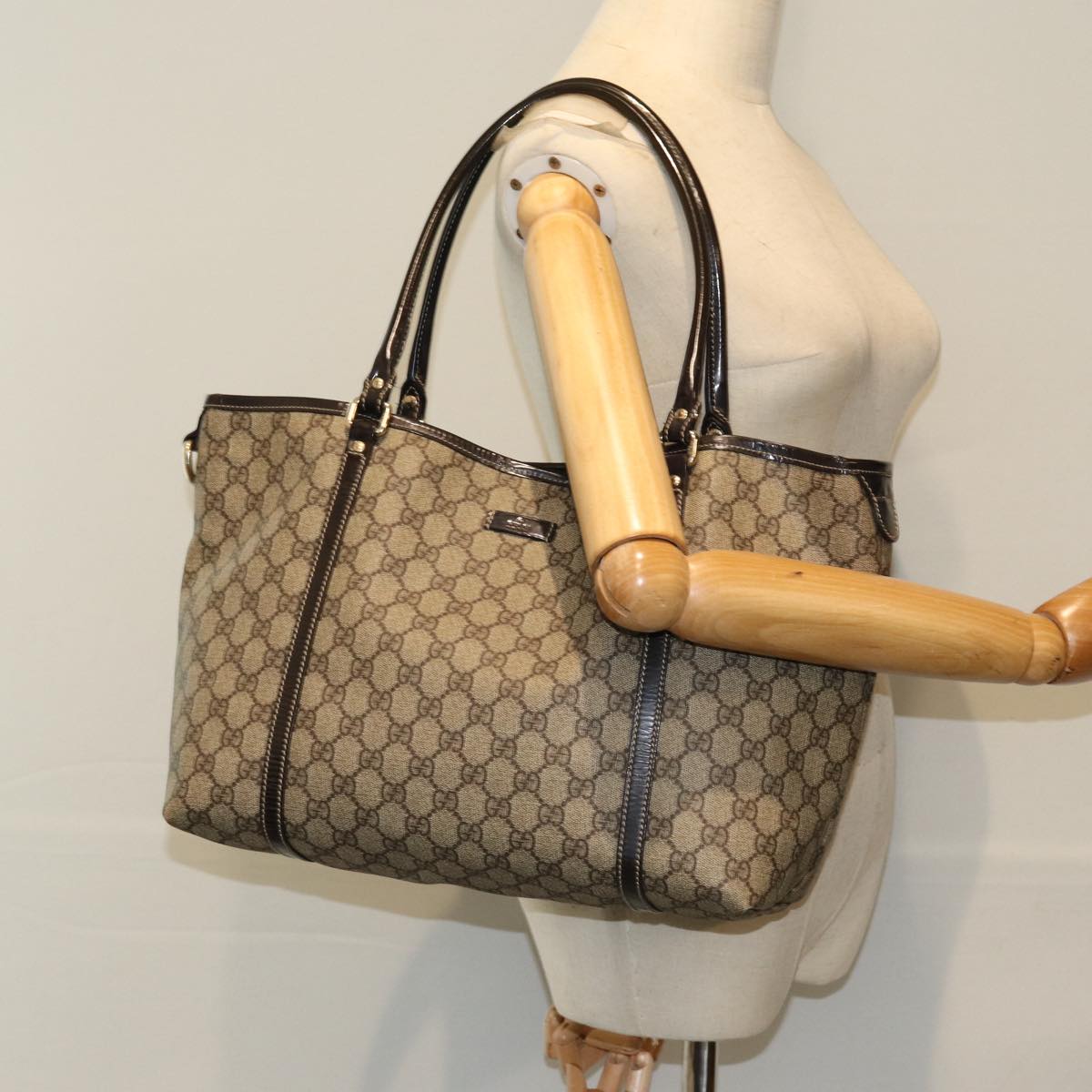 GUCCI GG Supreme Tote Bag PVC Beige 197953 Auth 76579