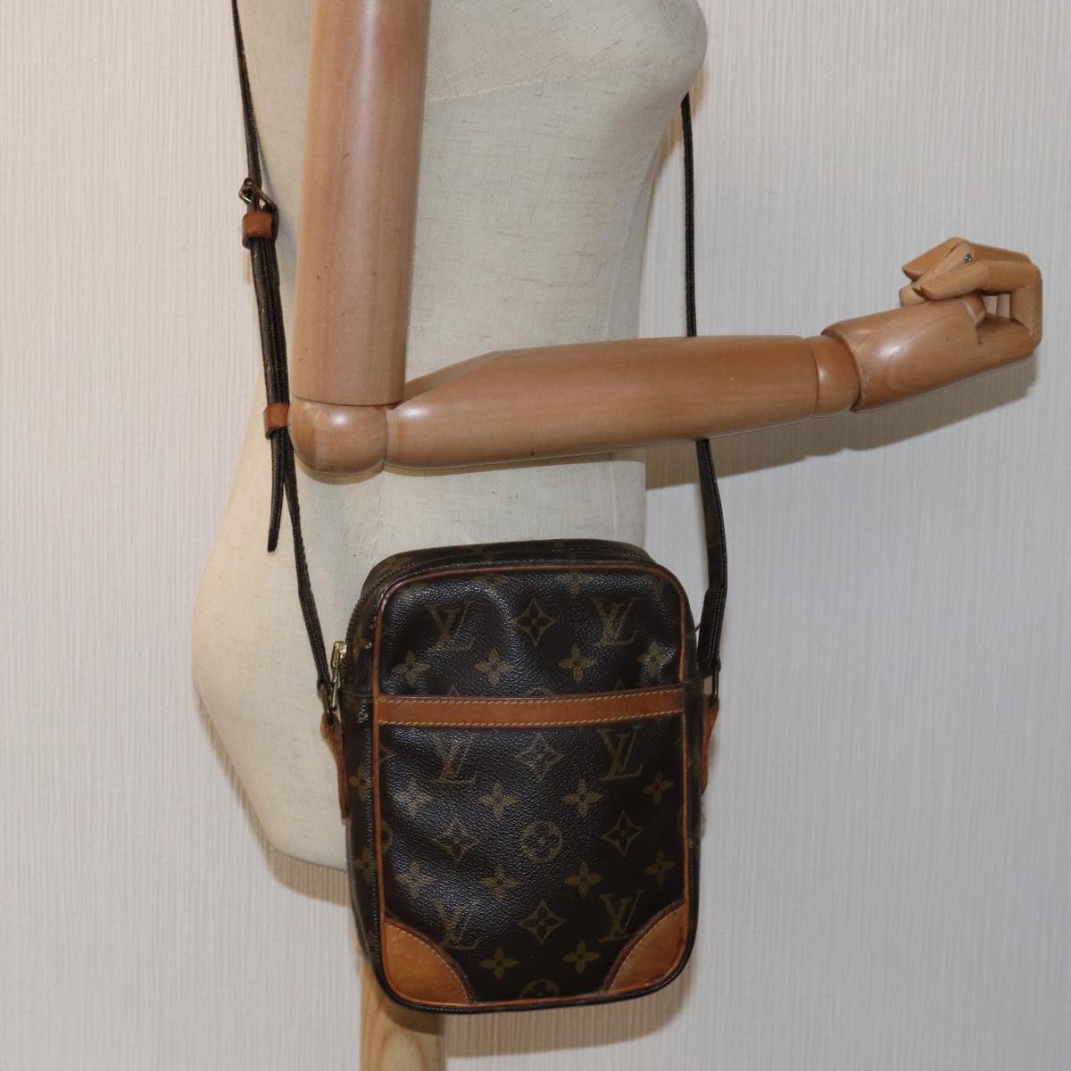 LOUIS VUITTON Monogram Danube Shoulder Bag M45266 LV Auth 76601