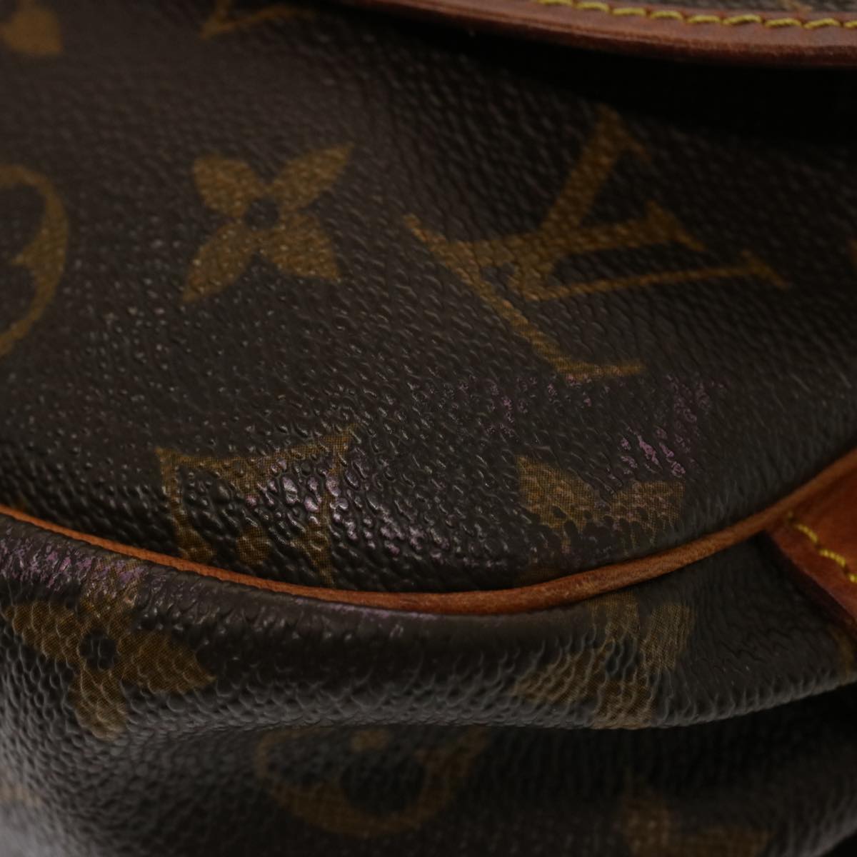 LOUIS VUITTON Monogram Saumur 30 Shoulder Bag M42256 LV Auth 76686