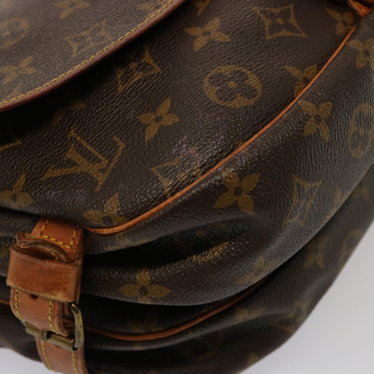 LOUIS VUITTON Monogram Saumur 30 Shoulder Bag M42256 LV Auth 76686