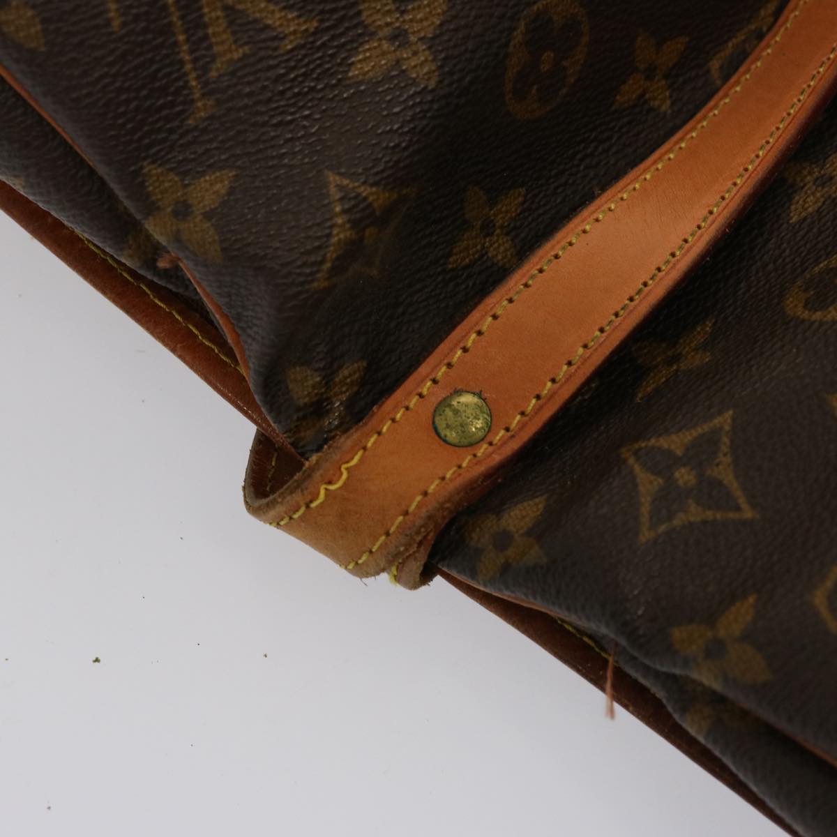 LOUIS VUITTON Monogram Saumur 30 Shoulder Bag M42256 LV Auth 76686