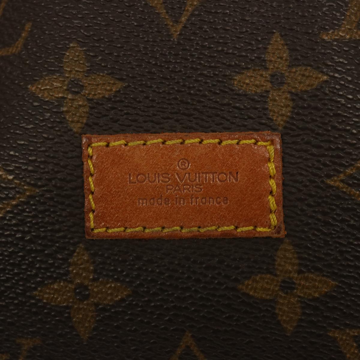 LOUIS VUITTON Monogram Saumur 30 Shoulder Bag M42256 LV Auth 76686