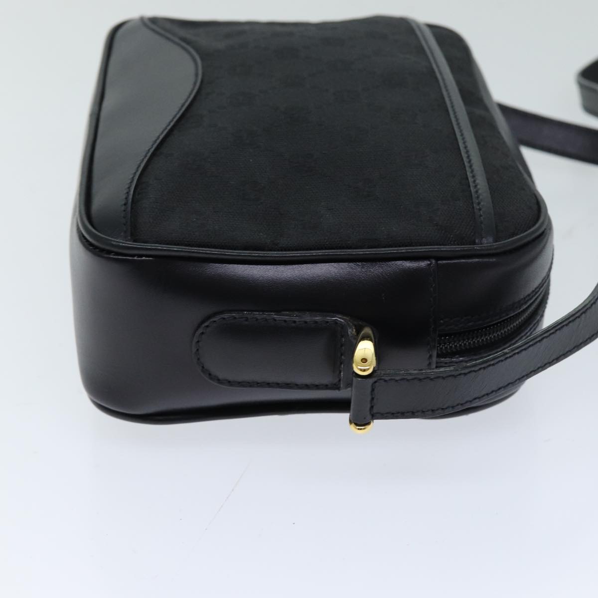 GUCCI GG Canvas Shoulder Bag Black 007 123 0225 Auth 76695