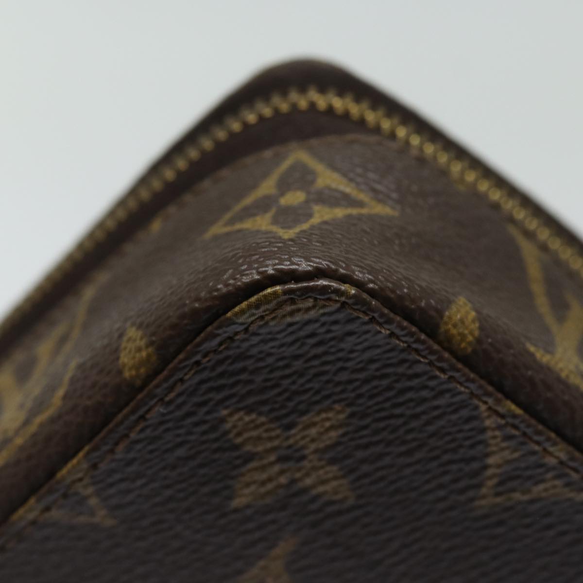 LOUIS VUITTON Monogram Poche Monte Carlo Jewelry Box M47352 LV Auth 76745