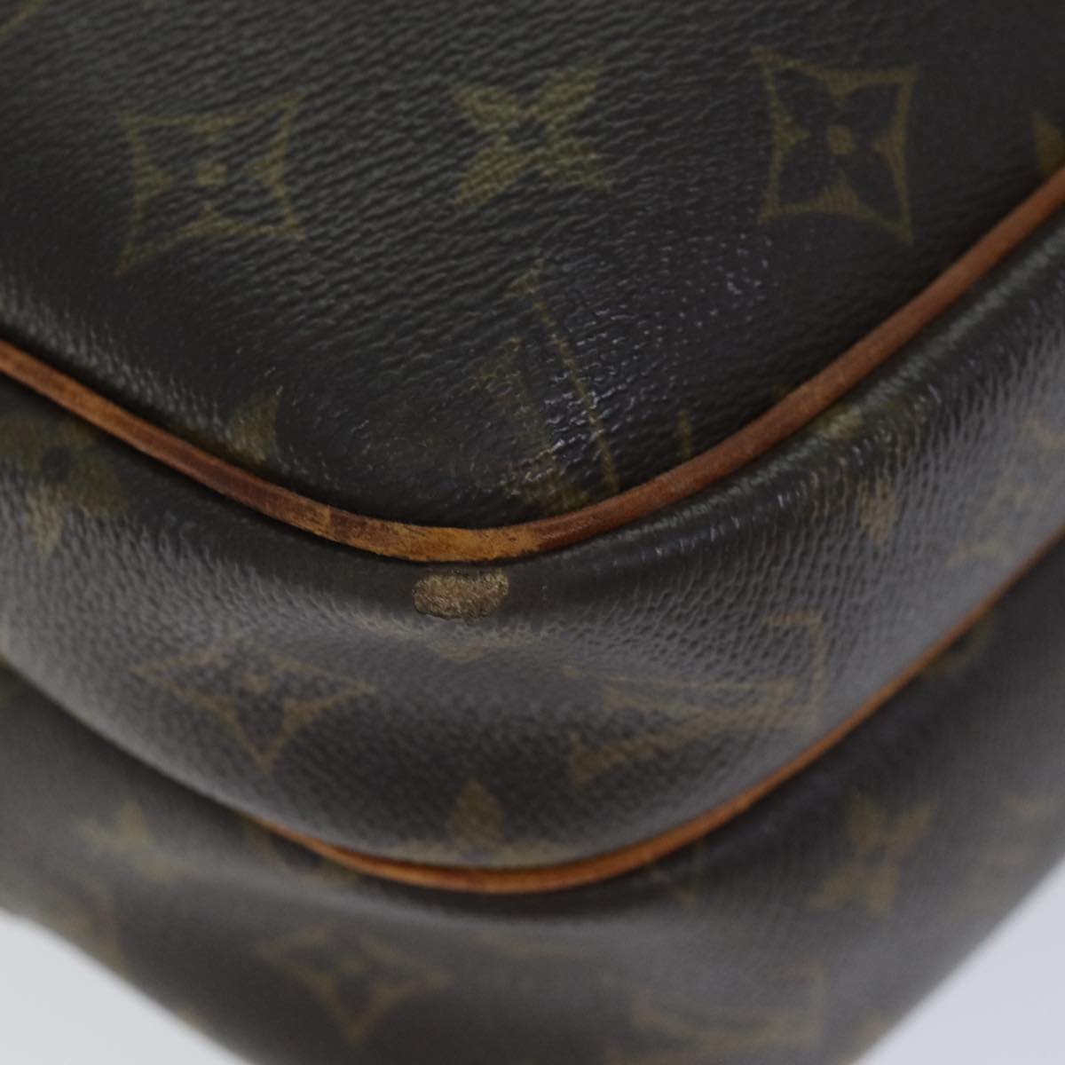 LOUIS VUITTON Monogram Reporter PM Shoulder Bag M45254 LV Auth 76824