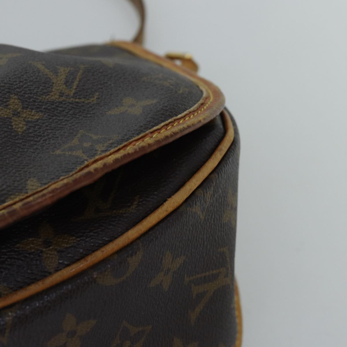 LOUIS VUITTON Monogram Menilmontant MM Shoulder Bag M40473 LV Auth 76876