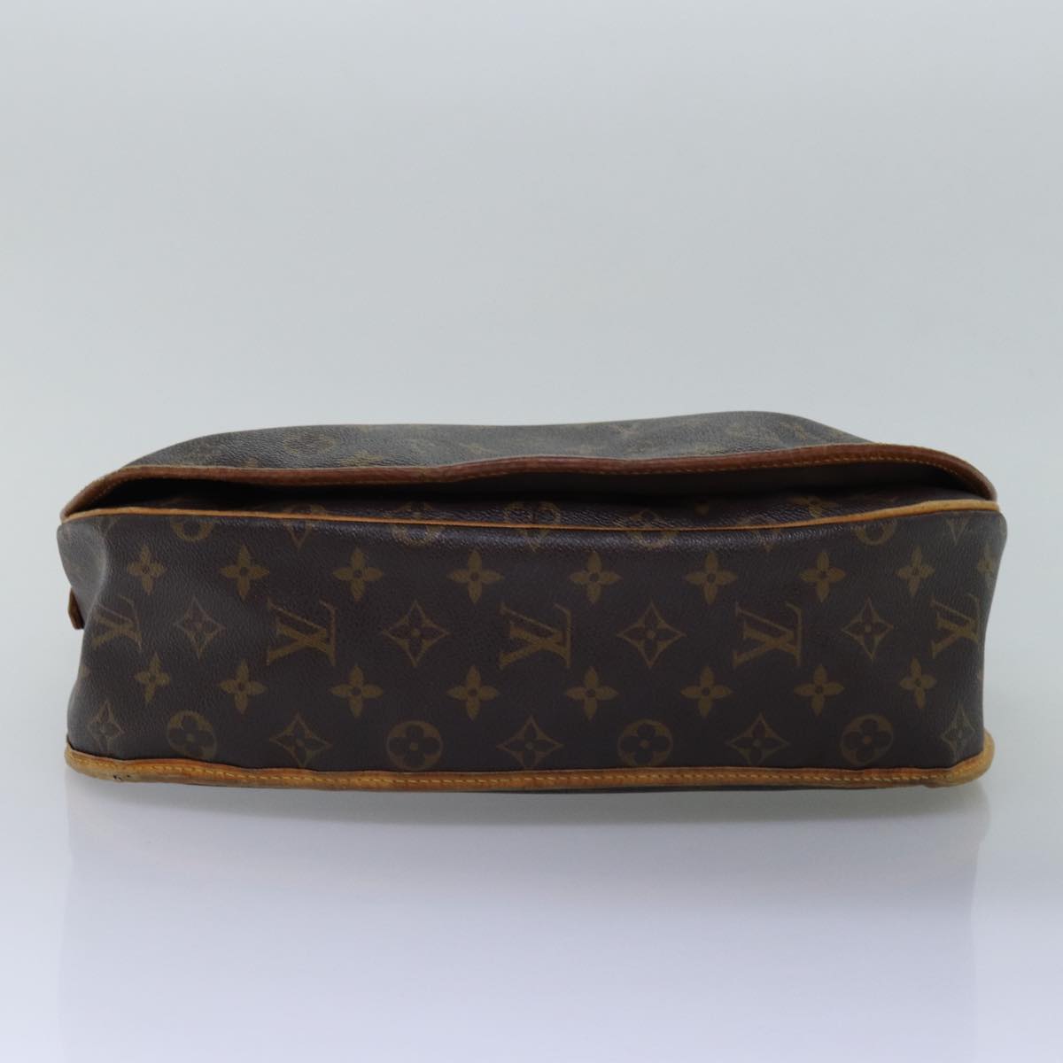 LOUIS VUITTON Monogram Menilmontant MM Shoulder Bag M40473 LV Auth 76876