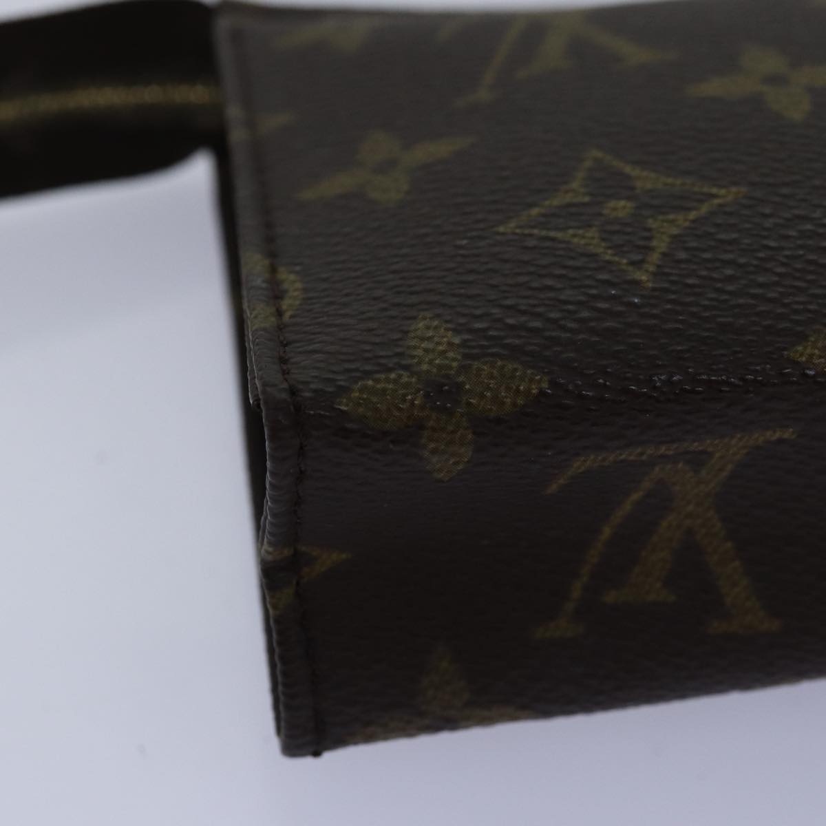 LOUIS VUITTON Monogram Poche Toilette 15 Pouch M47546 LV Auth 76908