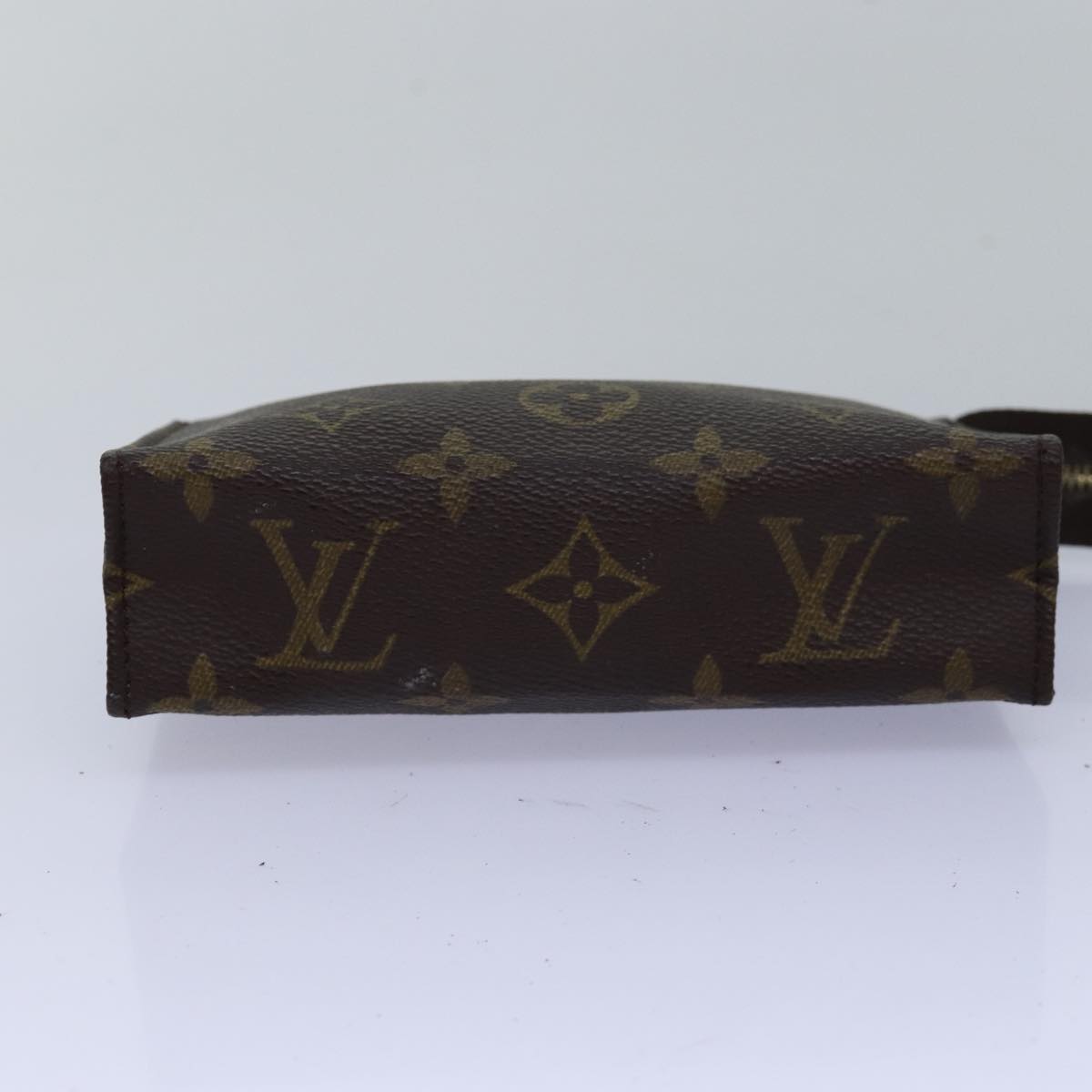 LOUIS VUITTON Monogram Poche Toilette 15 Pouch M47546 LV Auth 76908