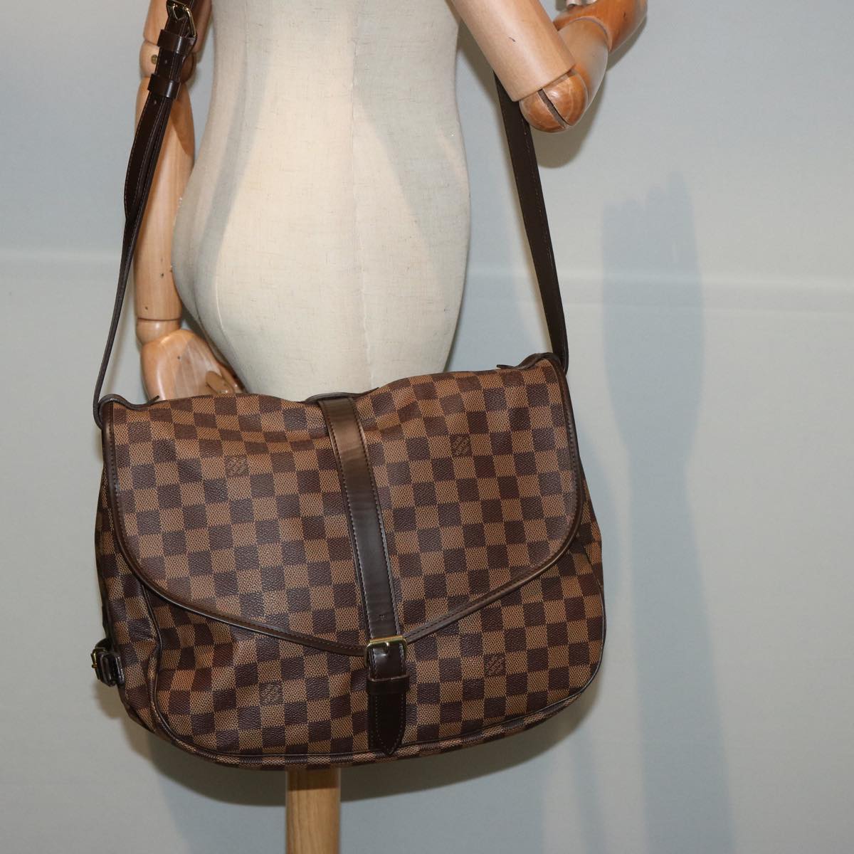 LOUIS VUITTON Damier Ebene Saumur 35 Shoulder Bag SPO LV Auth 76951A