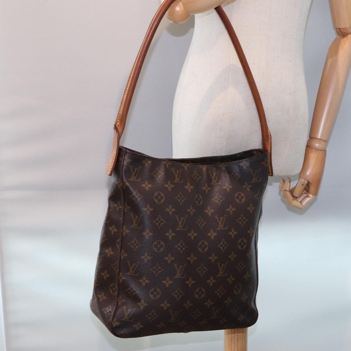 LOUIS VUITTON Monogram Looping GM Shoulder Bag M51170 LV Auth 76956