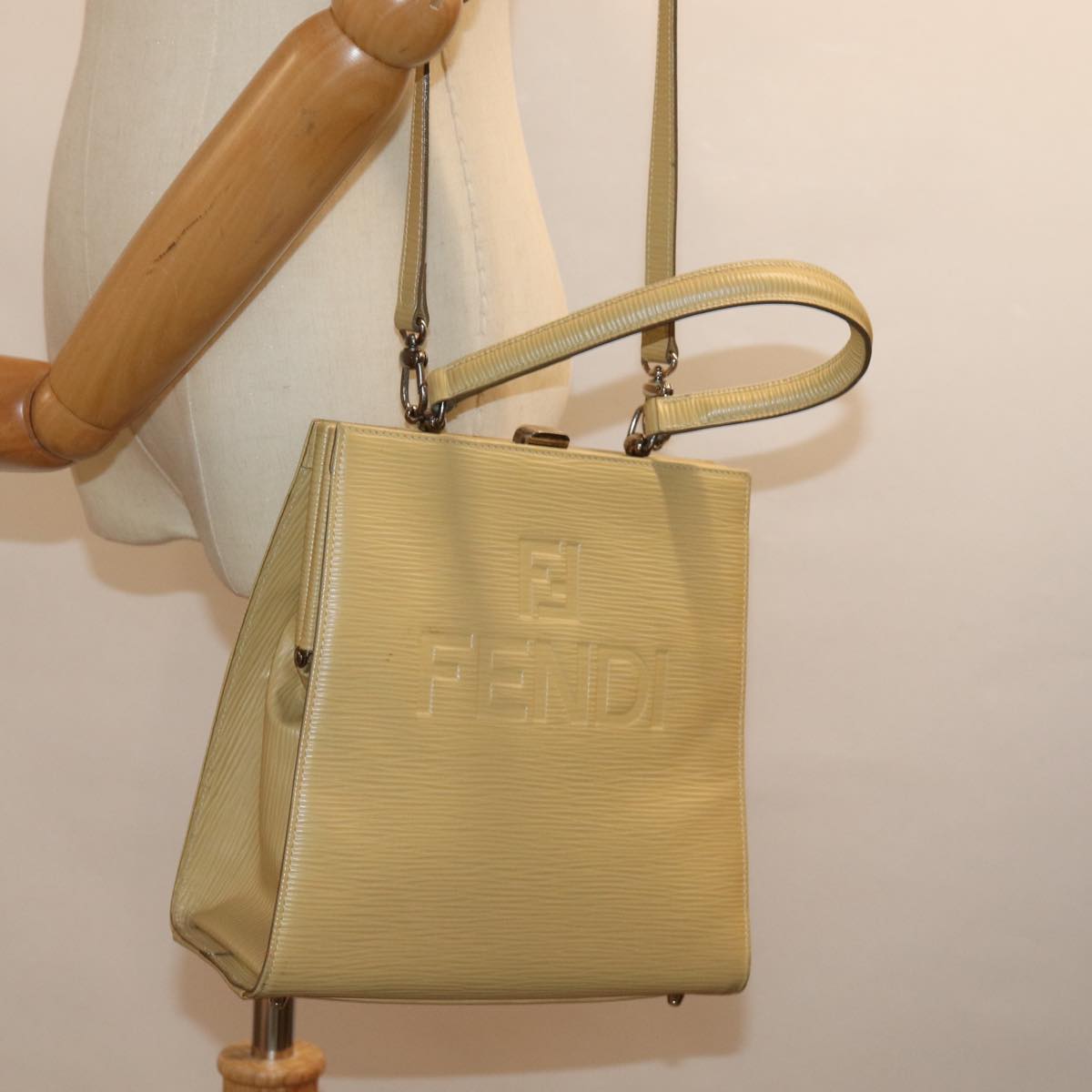 FENDI Hand Bag Leather 2way Beige Auth 77006