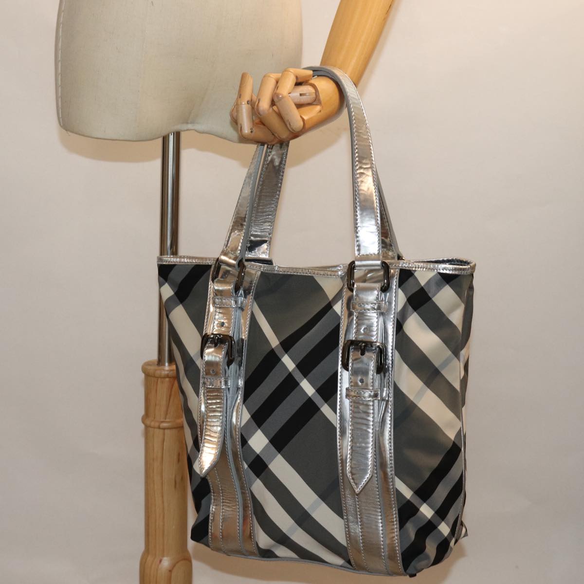 BURBERRY Nova Check Tote Bag Nylon Gray Auth 77008