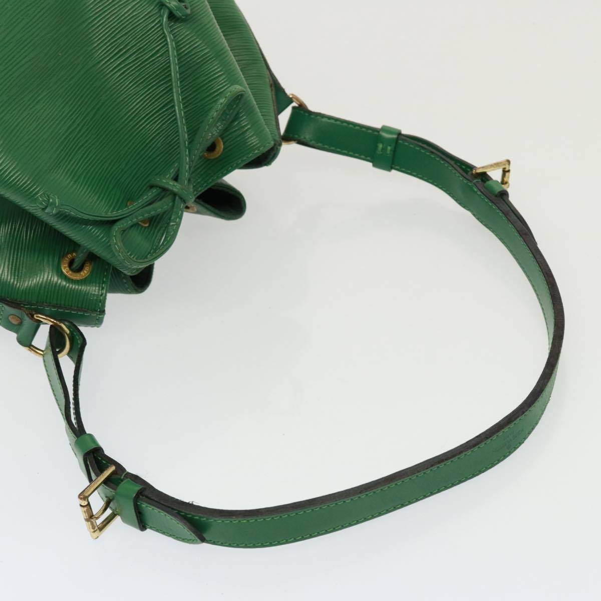 LOUIS VUITTON Epi Petit Noe Shoulder Bag Green M44104 LV Auth 77052