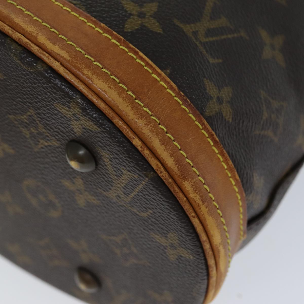 LOUIS VUITTON Monogram Bucket PM Shoulder Bag M42238 LV Auth 77066