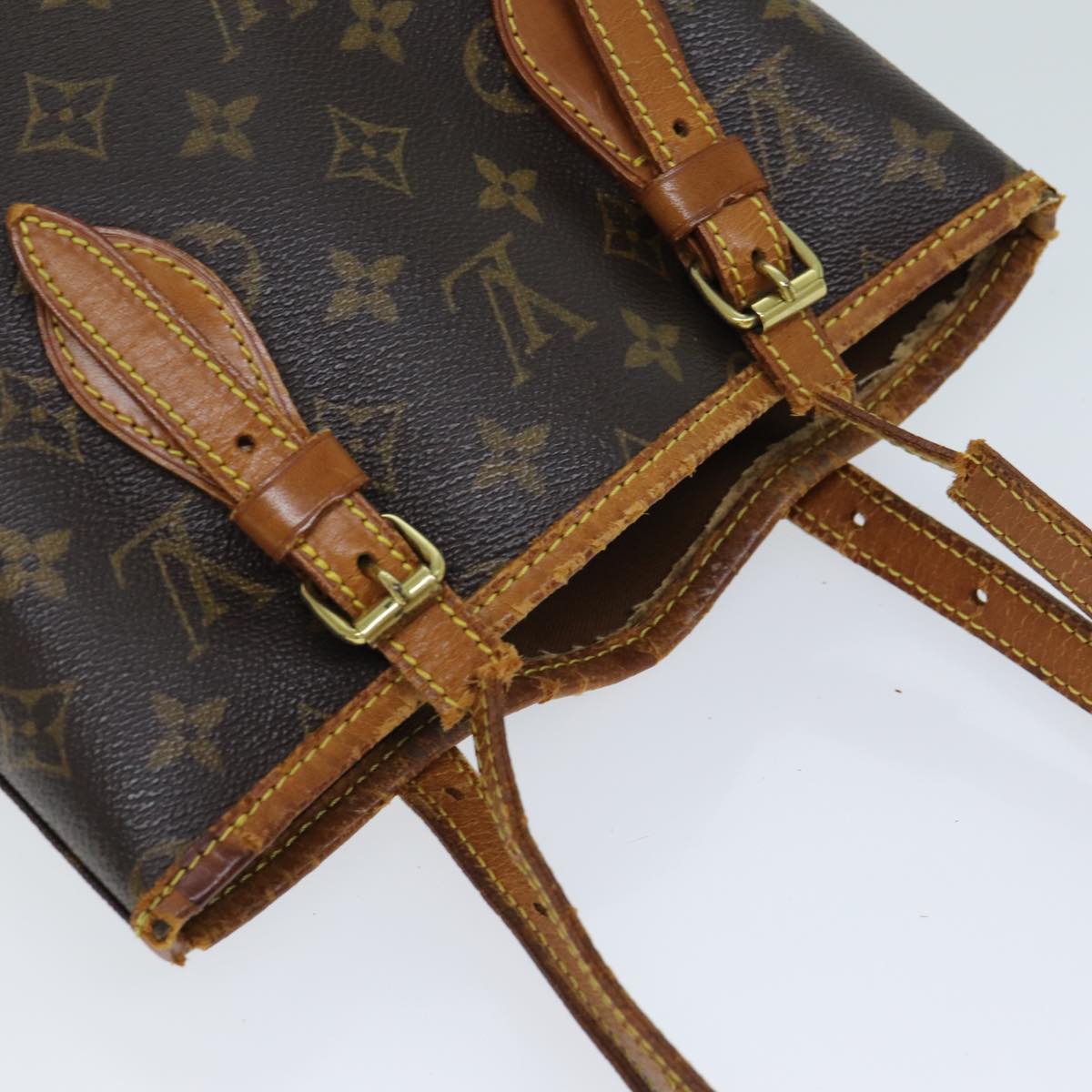 LOUIS VUITTON Monogram Bucket PM Shoulder Bag M42238 LV Auth 77066