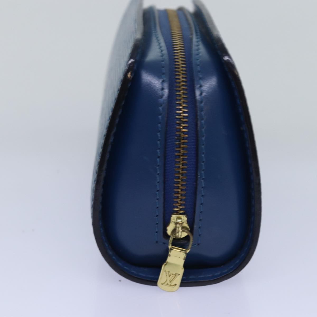 LOUIS VUITTON Epi Dauphine PM Pouch Blue M48445 LV Auth 77112