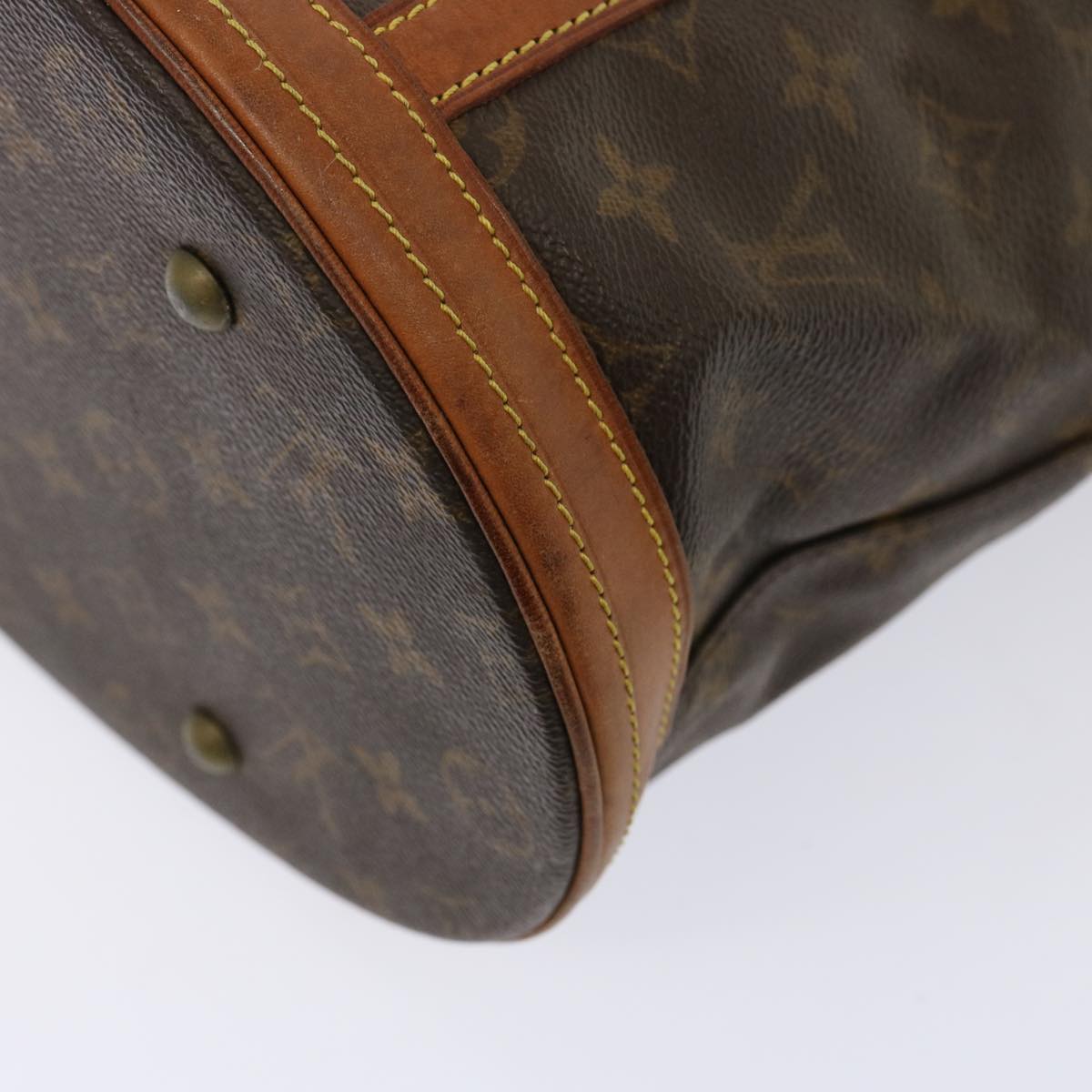 LOUIS VUITTON Monogram Bucket GM Shoulder Bag M42236 LV Auth 77155