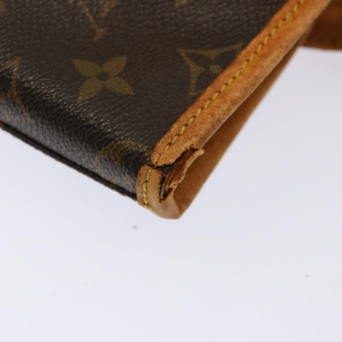 LOUIS VUITTON Monogram Bucket GM Shoulder Bag Vintage M42236 LV Auth 77156