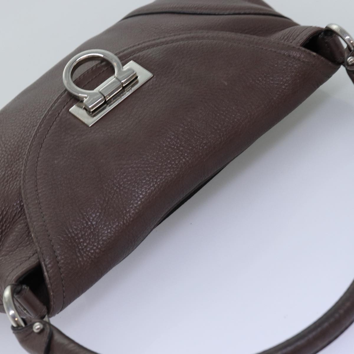 Salvatore Ferragamo Gancini Shoulder Bag Leather Brown Auth 77235