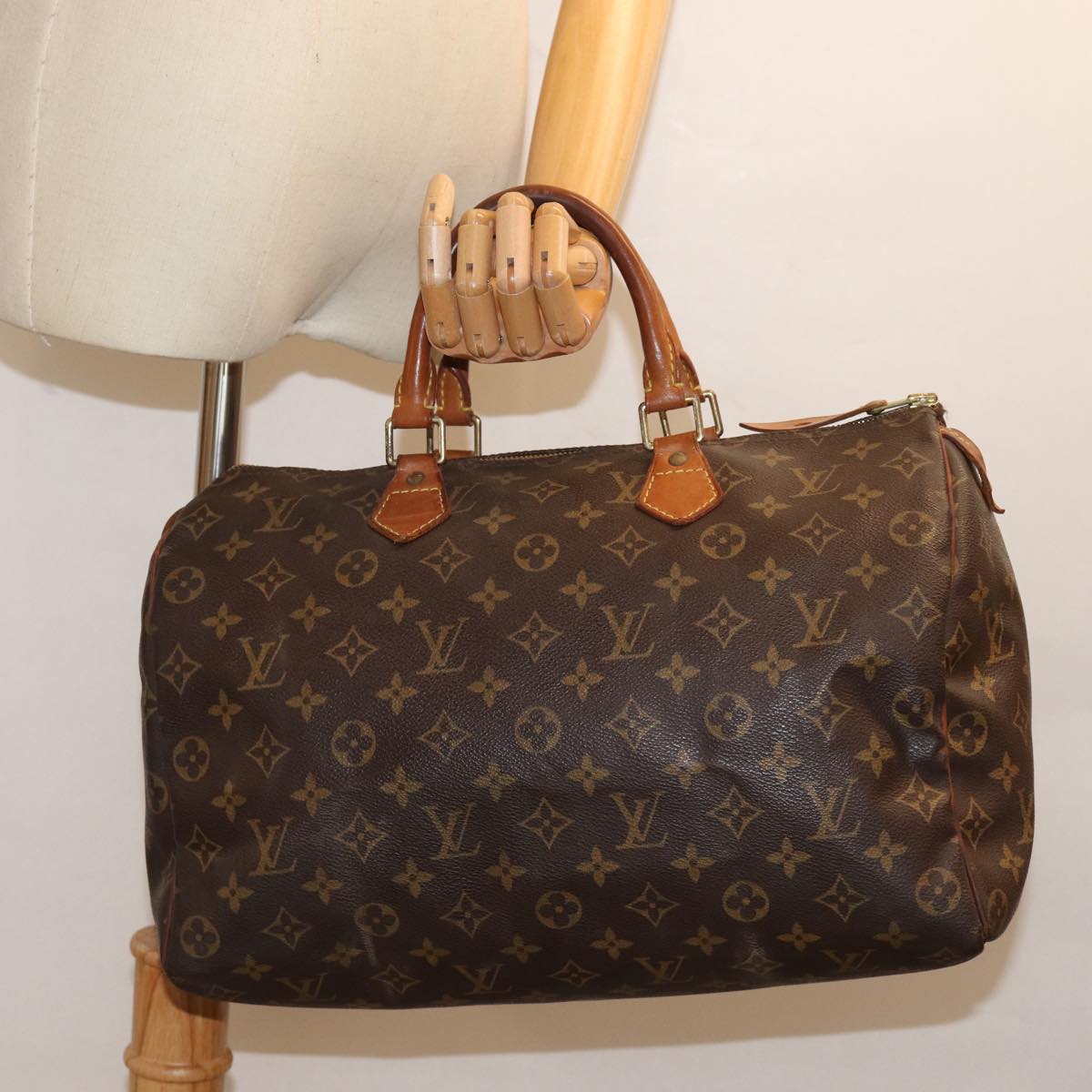 LOUIS VUITTON Monogram Speedy 35 Hand Bag M41524 LV Auth 77285