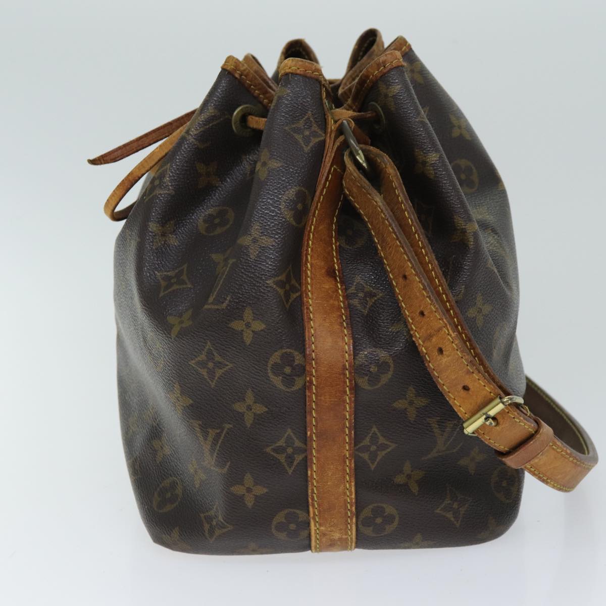 LOUIS VUITTON Monogram Petit Noe Shoulder Bag M42226 LV Auth 77293