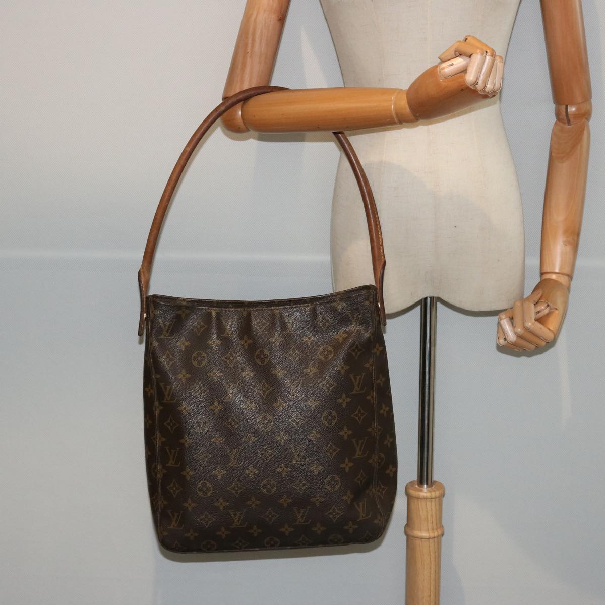 LOUIS VUITTON Monogram Looping GM Shoulder Bag M51170 LV Auth 77296