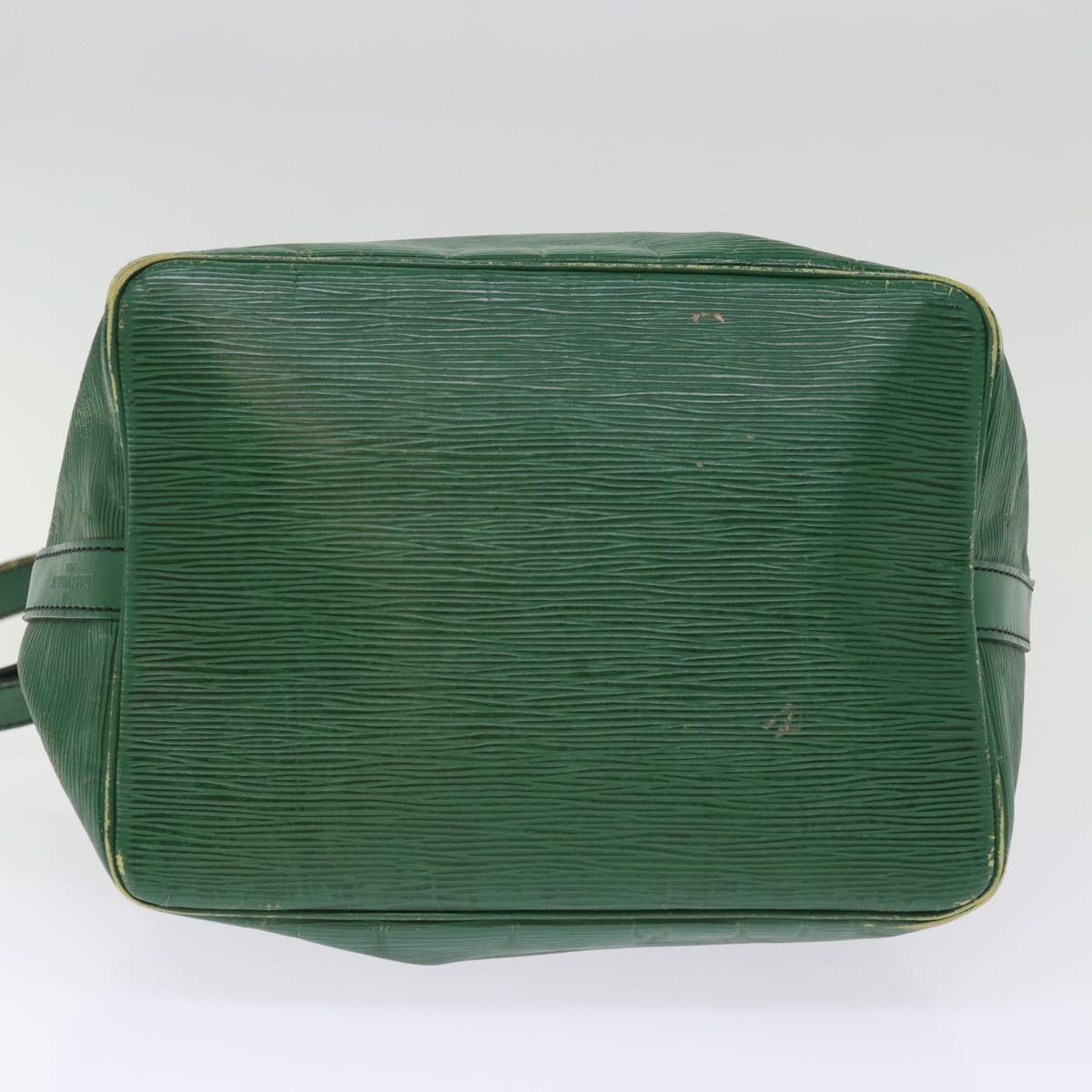 LOUIS VUITTON Epi Petit Noe Shoulder Bag Green M44104 LV Auth 77416