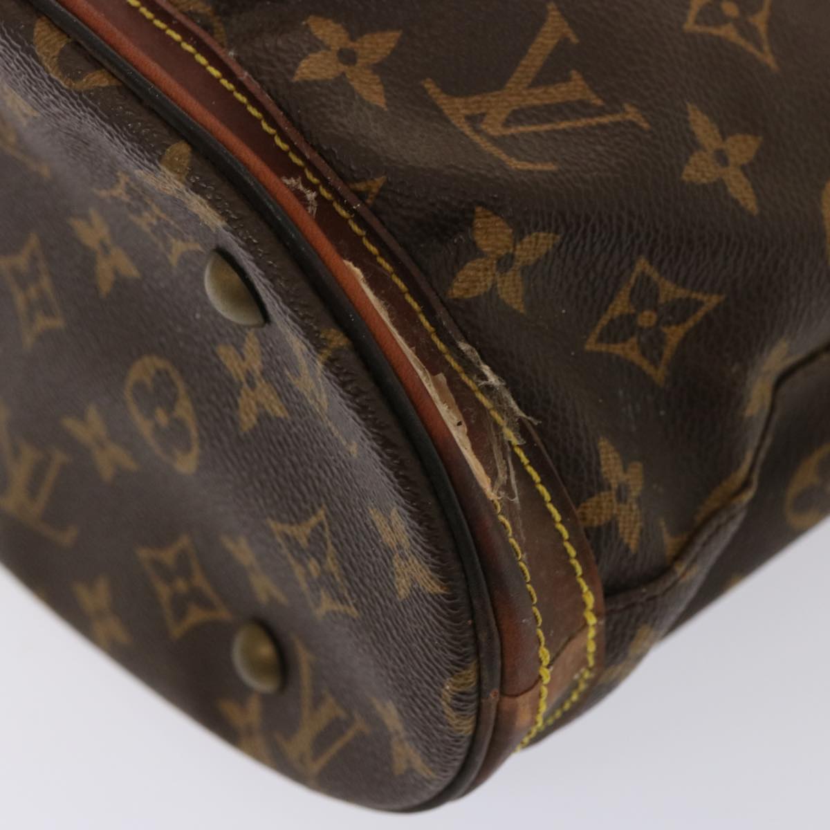 LOUIS VUITTON Monogram Bucket PM Shoulder Bag M42238 LV Auth 77433