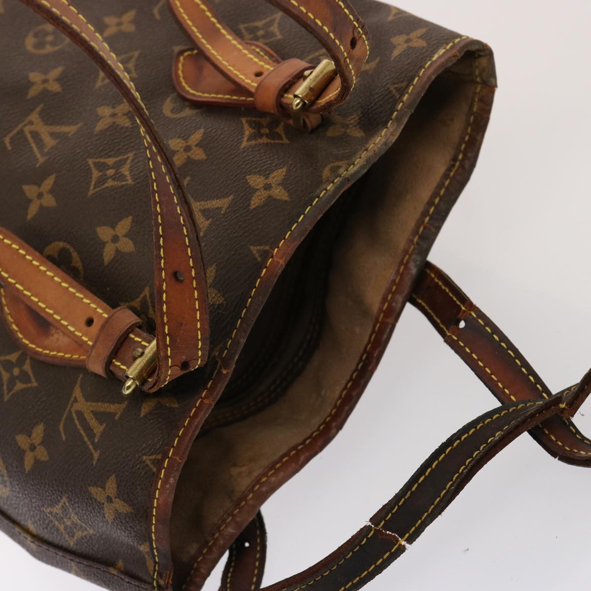 LOUIS VUITTON Monogram Bucket PM Shoulder Bag M42238 LV Auth 77433