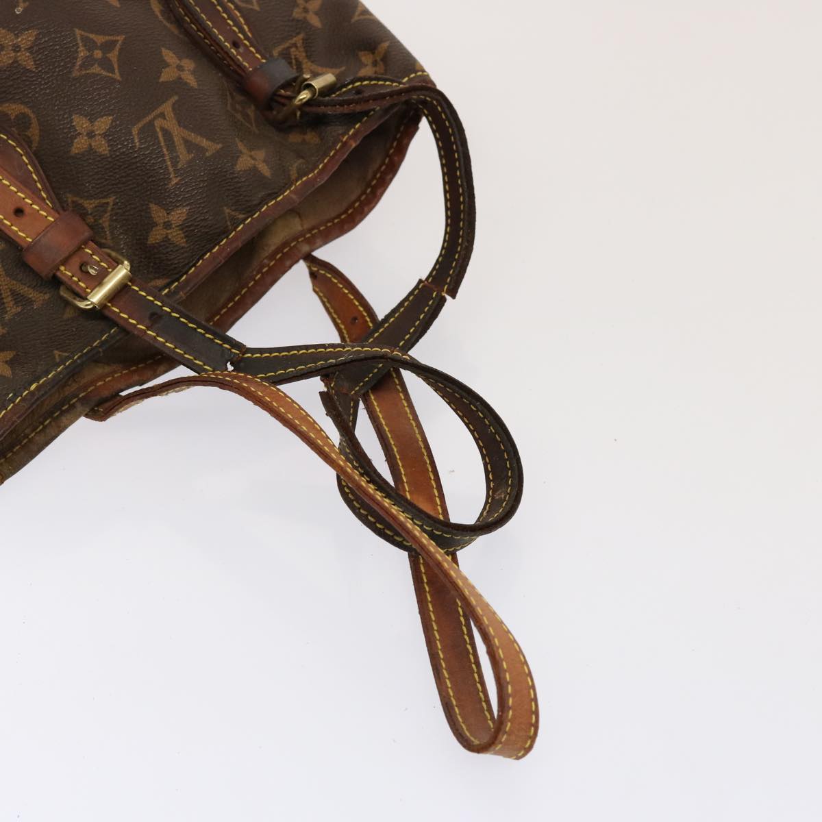 LOUIS VUITTON Monogram Bucket PM Shoulder Bag M42238 LV Auth 77433