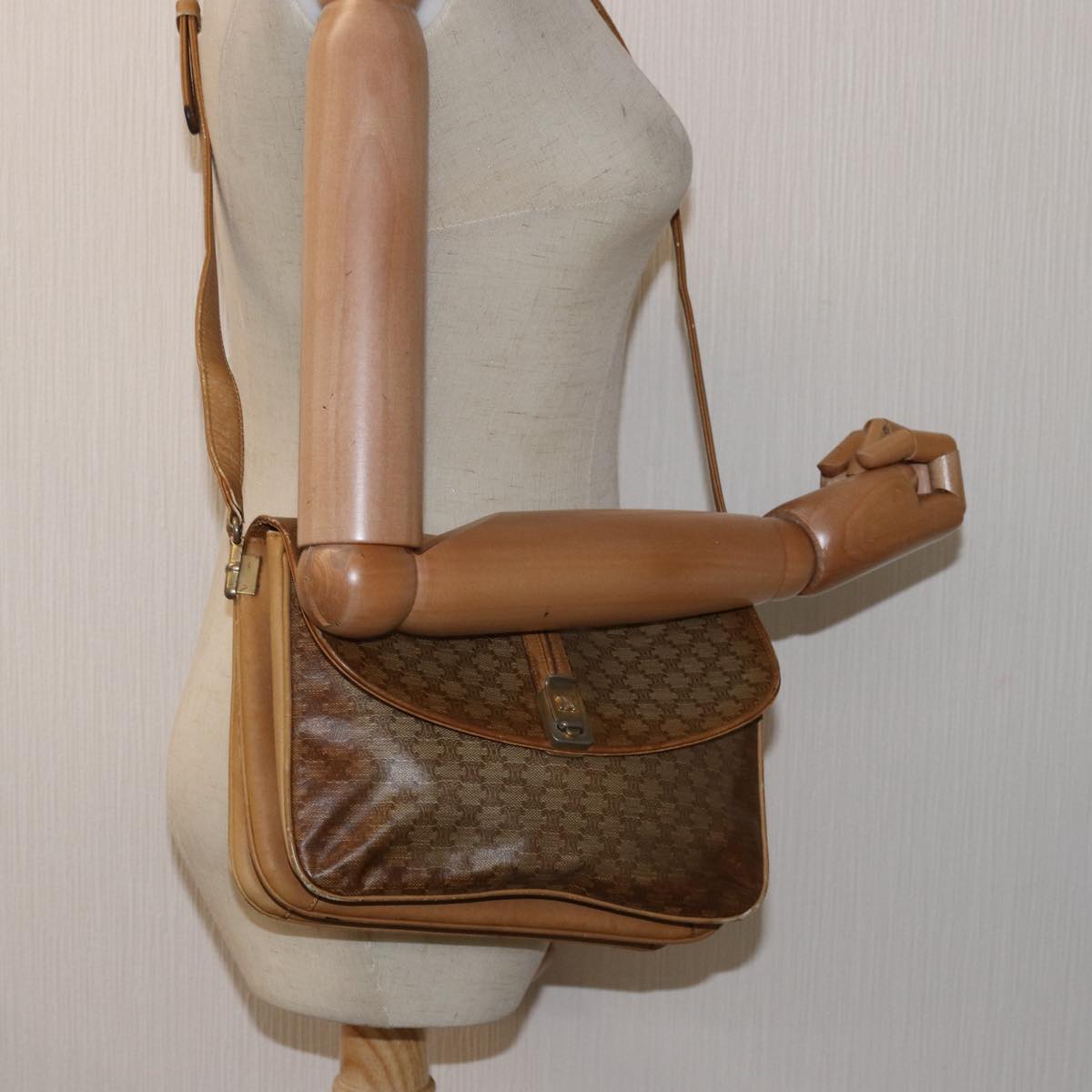 CELINE Macadam Canvas Shoulder Bag PVC Leather Beige Auth 77453