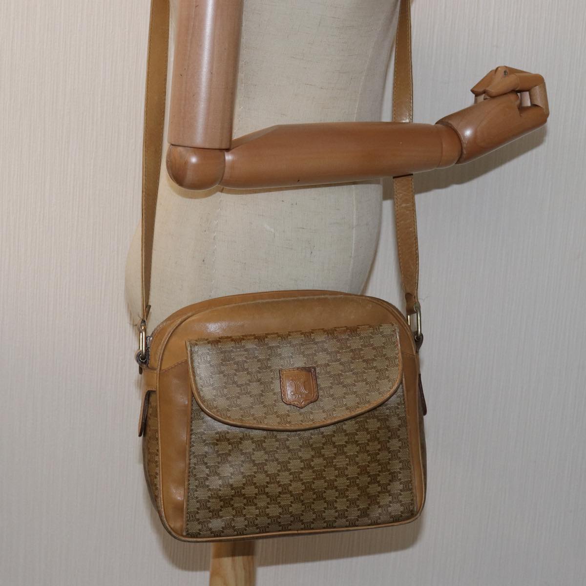 CELINE Macadam Canvas Shoulder Bag Beige Auth 77454