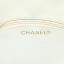 CHANEL Matelasse Chain Shoulder Bag Leather White CC Auth 77469-17