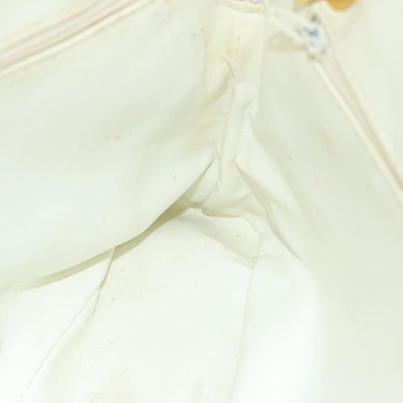 CHANEL Matelasse Chain Shoulder Bag Leather White CC Auth 77469