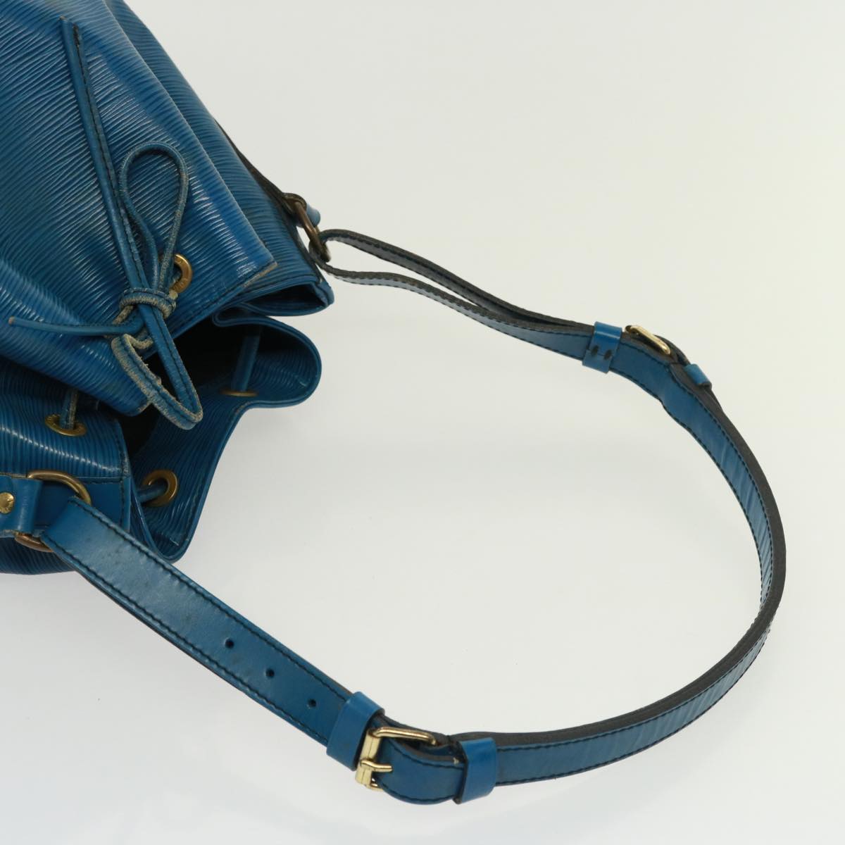 LOUIS VUITTON Epi Noe Shoulder Bag Toledo Blue M44005 LV Auth 77528