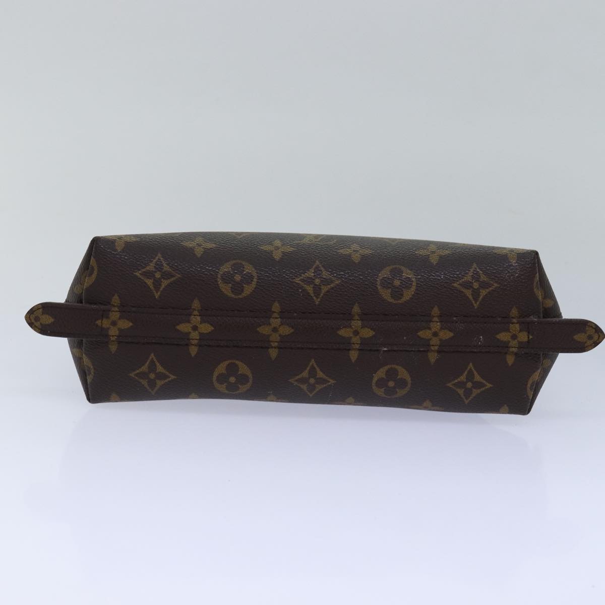 LOUIS VUITTON Monogram Trousse Demi Ronde Cosmetic Pouch M47520 LV Auth 77563