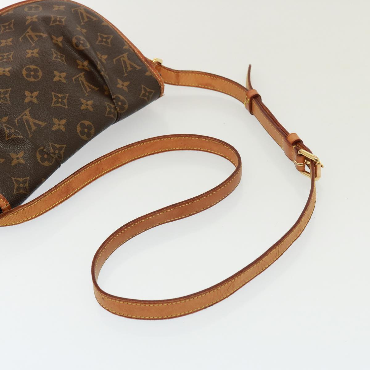 LOUIS VUITTON Monogram Menilmontant PM Shoulder Bag M40474 LV Auth 77582