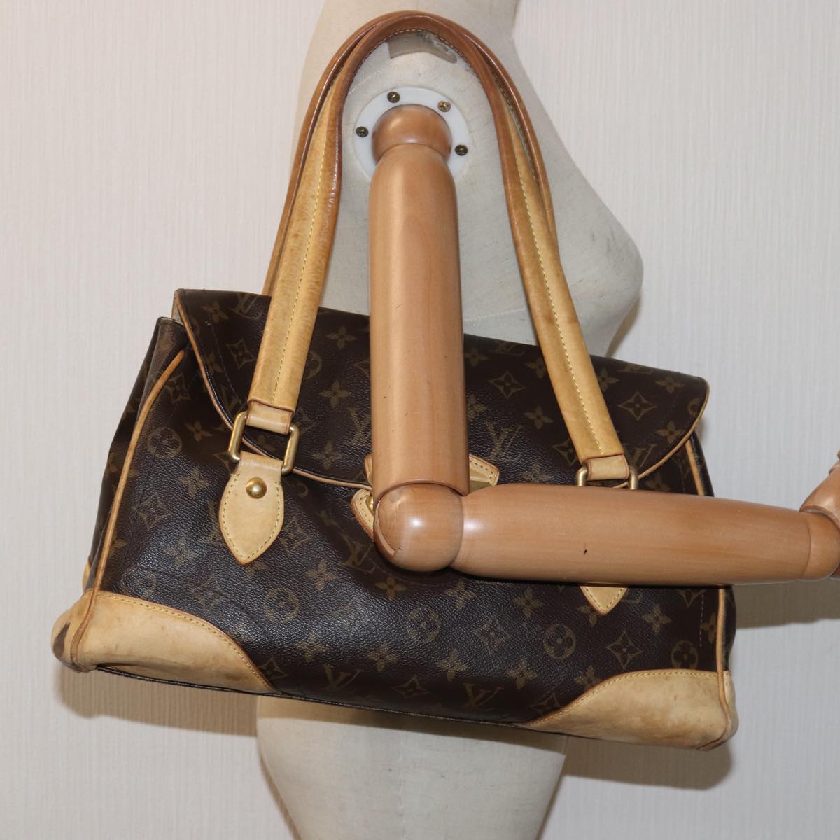 LOUIS VUITTON Monogram Beverly GM Shoulder Bag M40120 LV Auth 77605