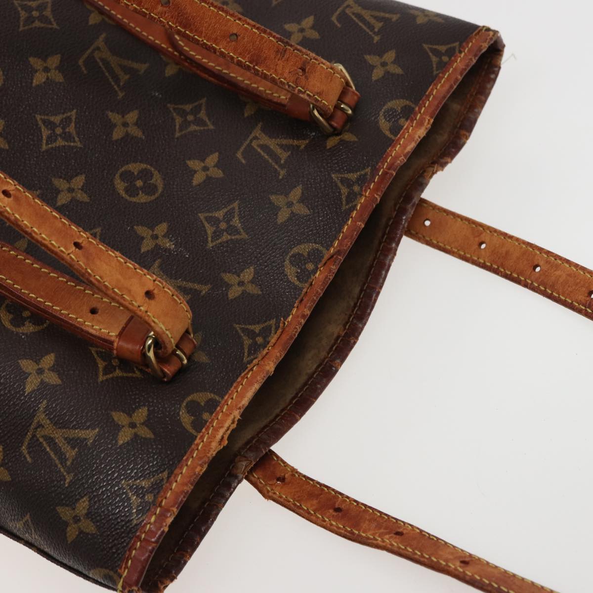 LOUIS VUITTON Monogram Bucket GM Shoulder Bag M42236 LV Auth 77608