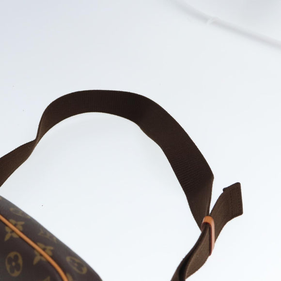LOUIS VUITTON Monogram Pochette Gange Umhängetasche M51870 LV Auth 77702V