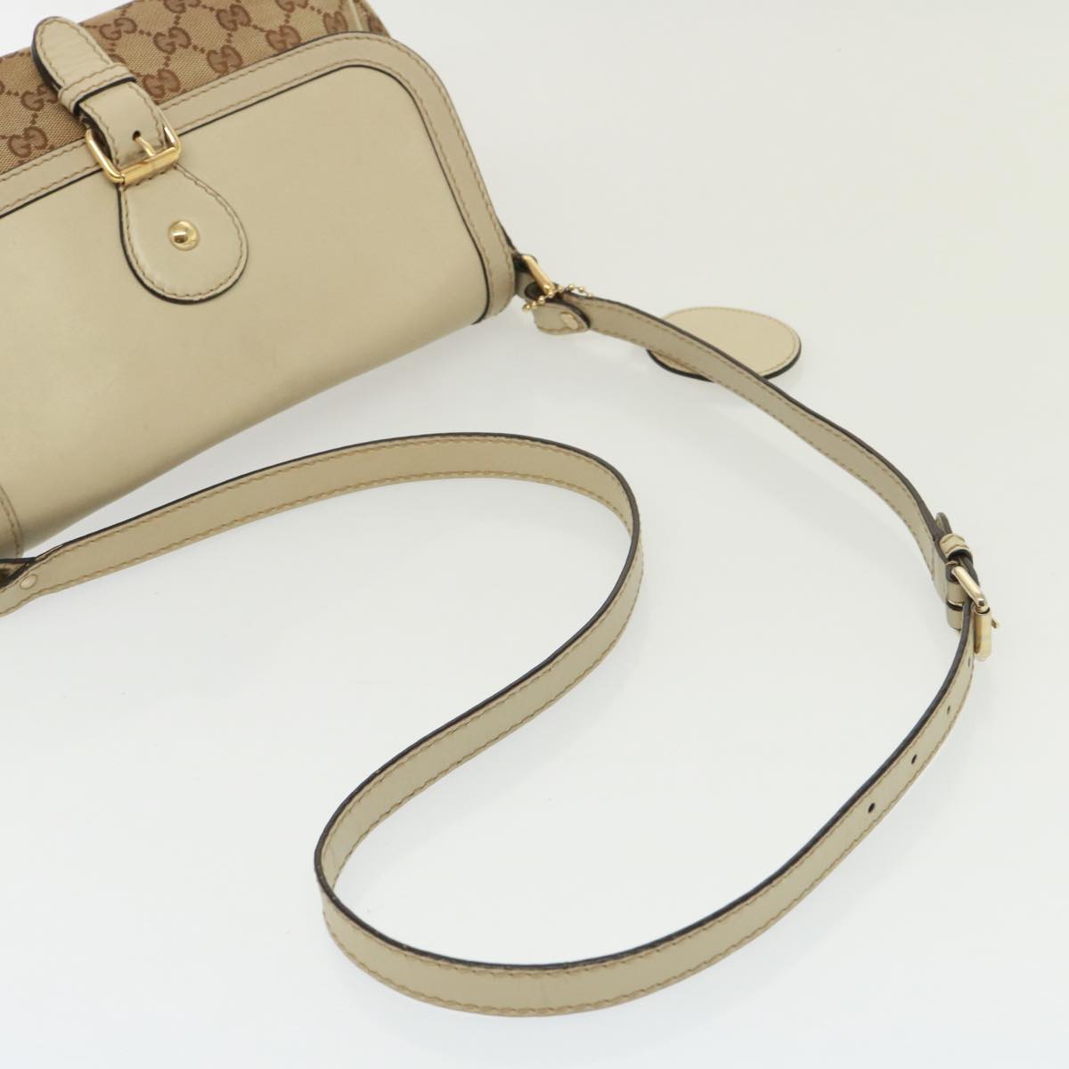 GUCCI GG Canvas Shoulder Bag Beige 308452 Auth 77733