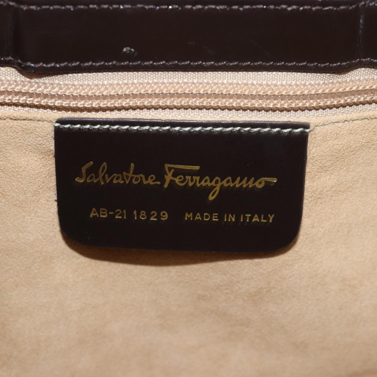 Salvatore Ferragamo Hand Bag Patent leather Brown Auth 77778