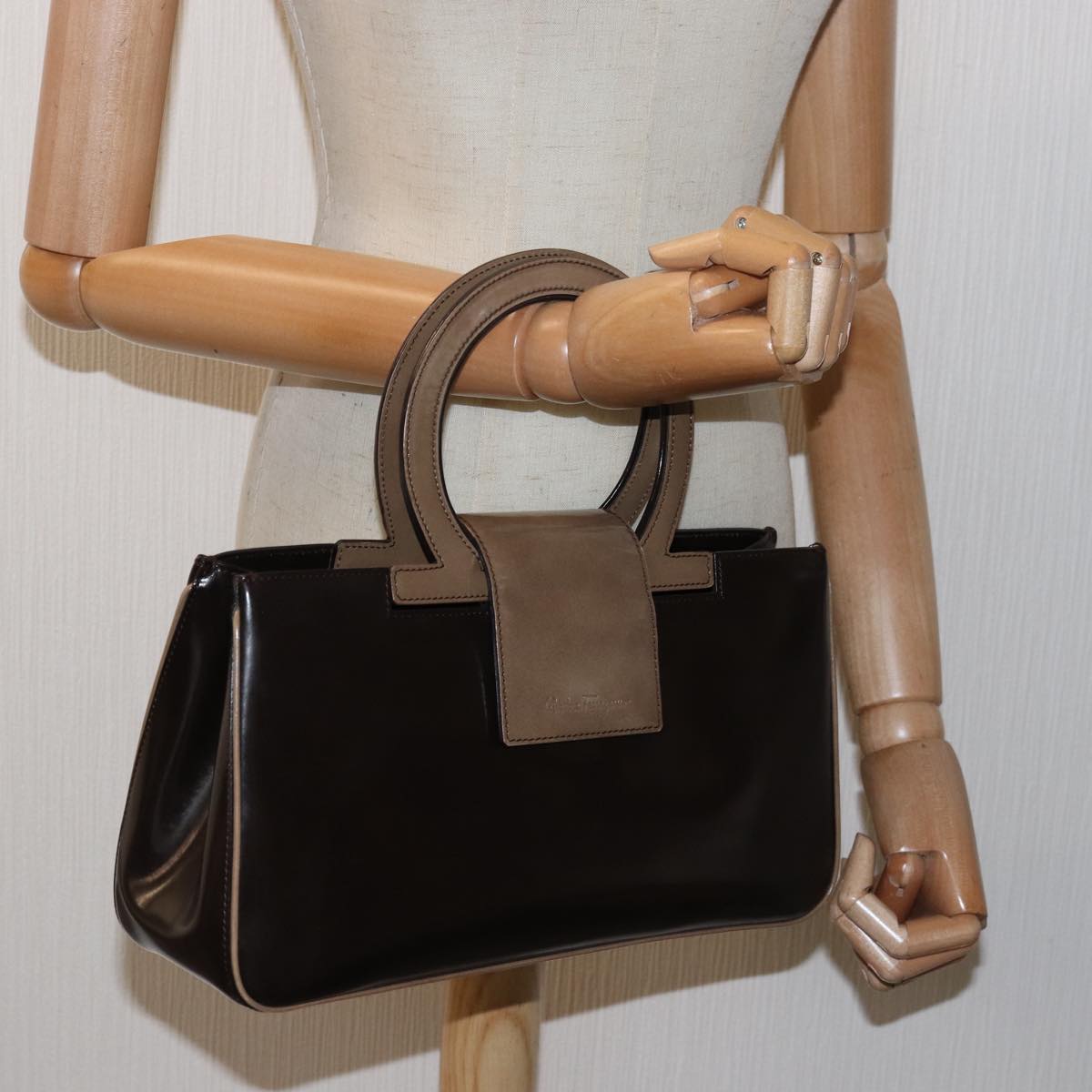 Salvatore Ferragamo Hand Bag Patent leather Brown Auth 77778