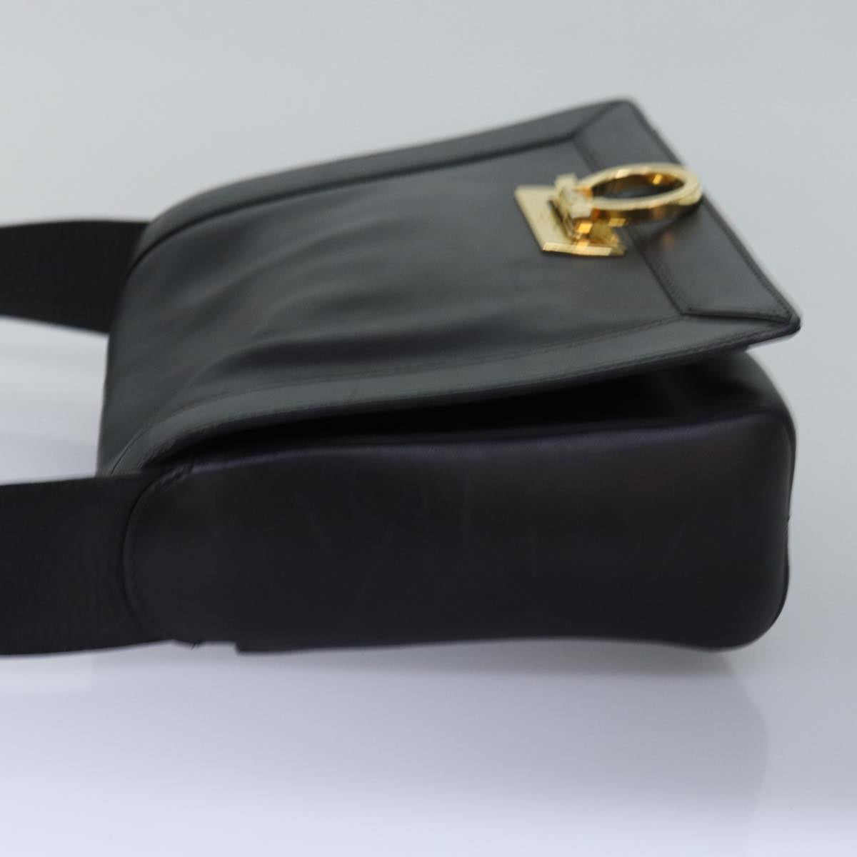 Salvatore Ferragamo Gancini Shoulder Bag Leather Black Auth 77798