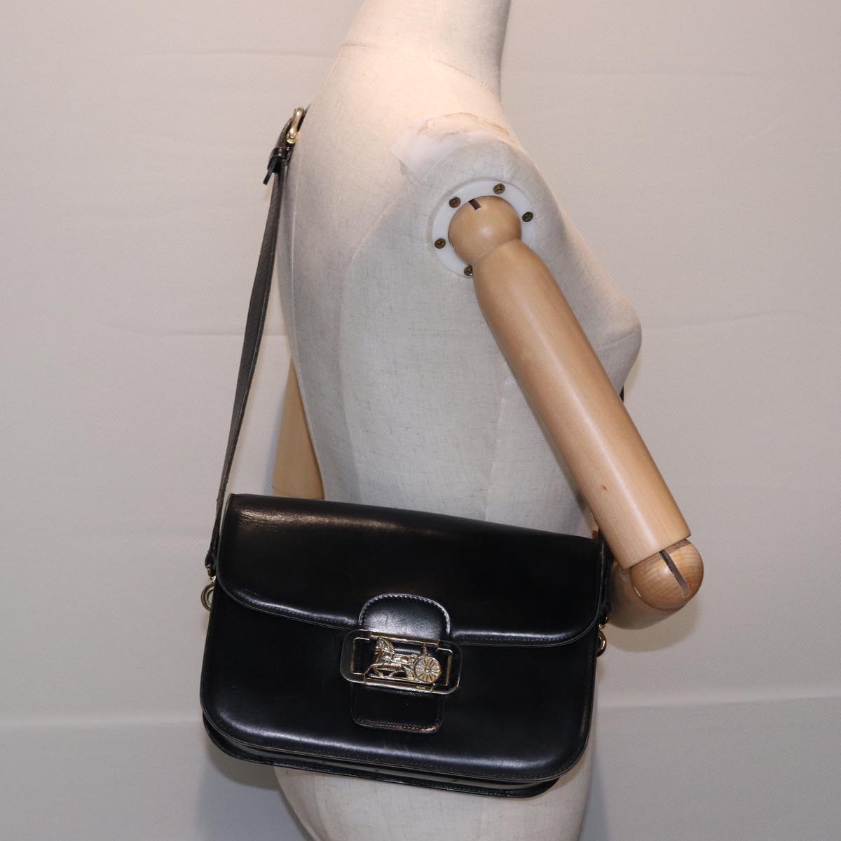 CELINE Shoulder Bag Leather Black Auth 77808